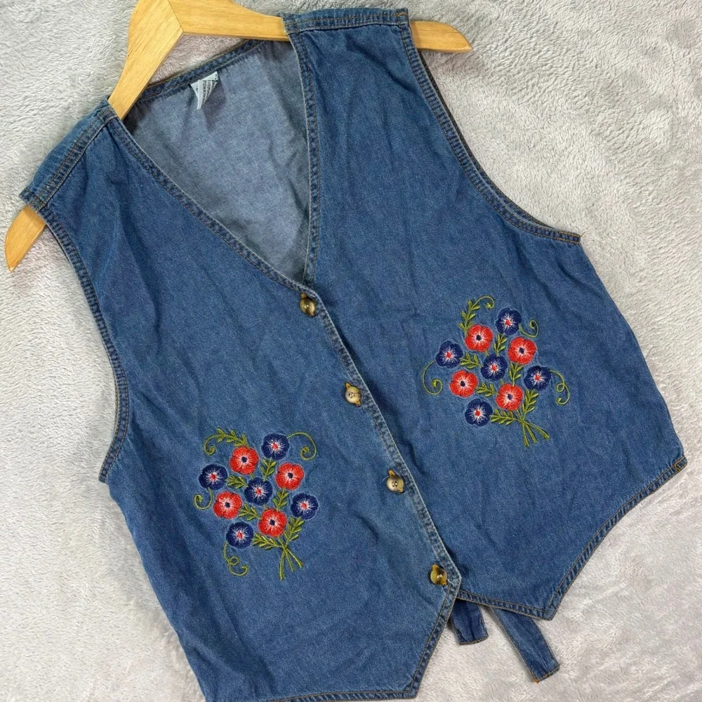 Vtg Denim Jazz Women's Denim Vest Blue Floral Embroidered Button Front Sz Medium